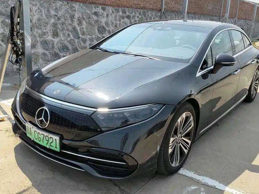 Mercedes-Benz EQS 2023
