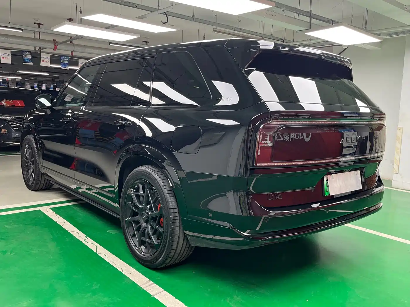 ZEEKR 9X 2026 2025 Model Gloss Black Edition