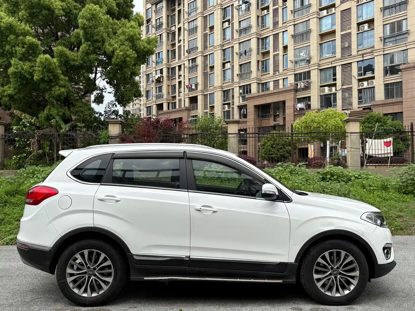 CHERY TIGGO 5
