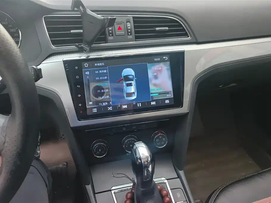 Volkswagen Lamando 2017 230TSI DSG Trend Edition фото 13