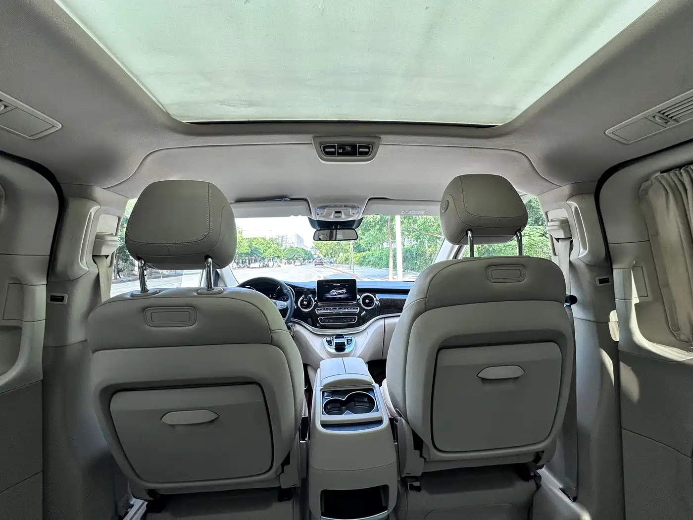 Mercedes-Benz V-Class 2017 2016 V 260 L Premium Long