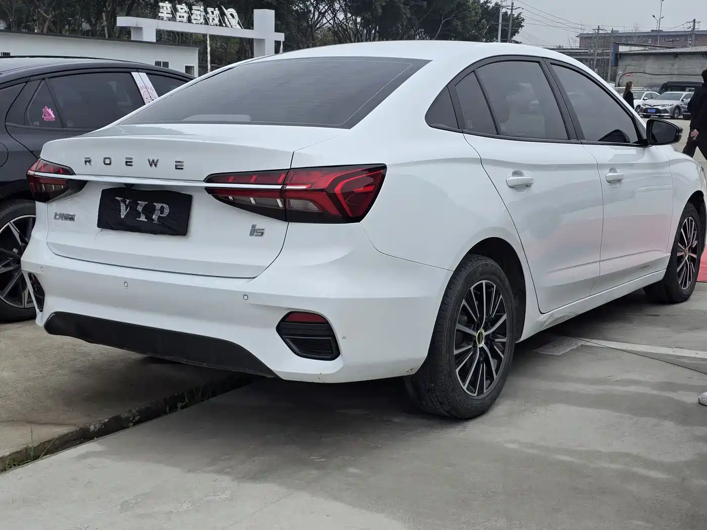 ROEWE I5