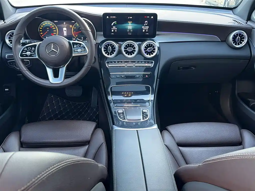 MERCEDES-BENZ GLC