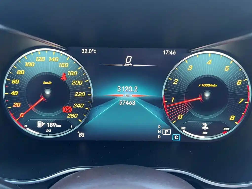 MERCEDES-BENZ GLC