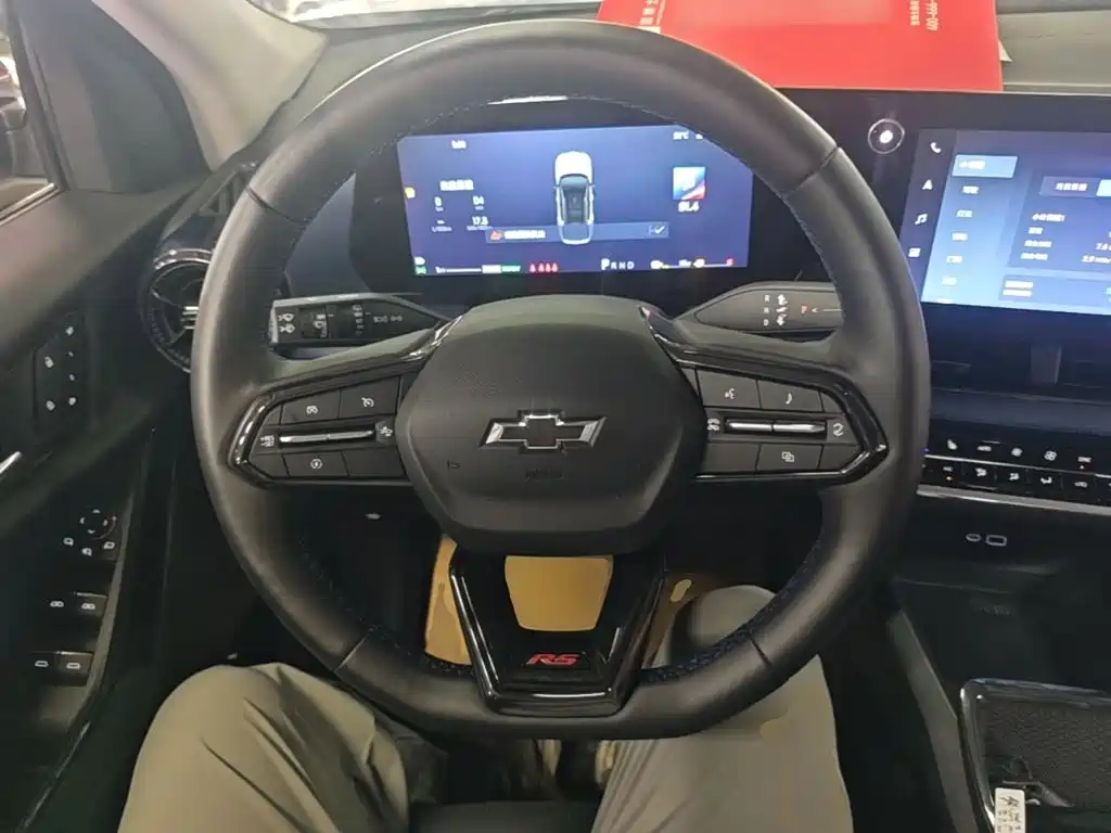 Chevrolet Equinox Plus 2026 2024 102km RS Ultimate Edition