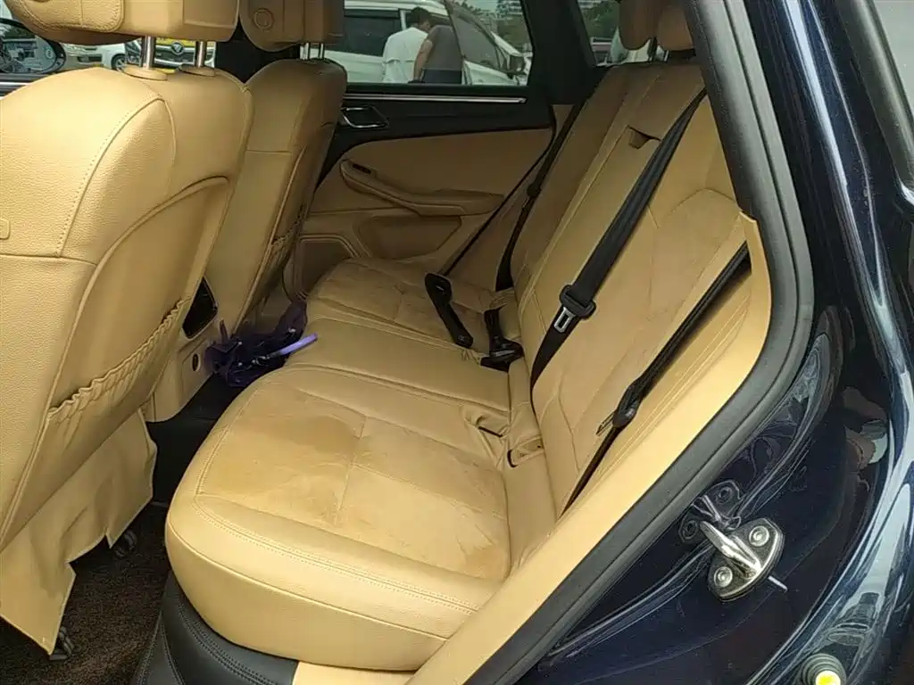Porsche Macan 2017 Macan 2.0T фото 17