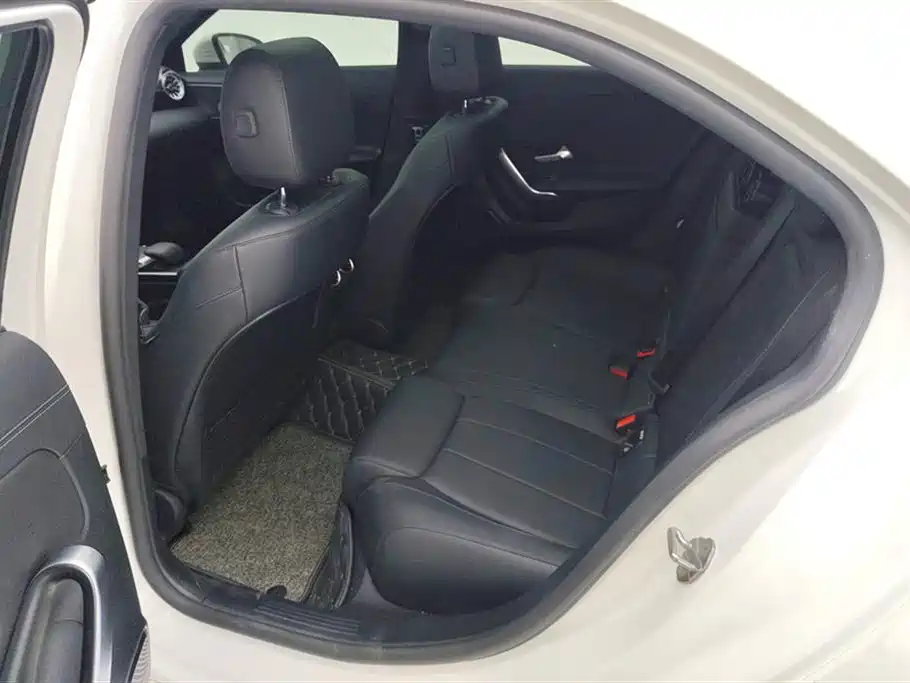 Mercedes-Benz A-Class 2022 Facelift A 200 L Sport Sedan Fashion Style фото 11