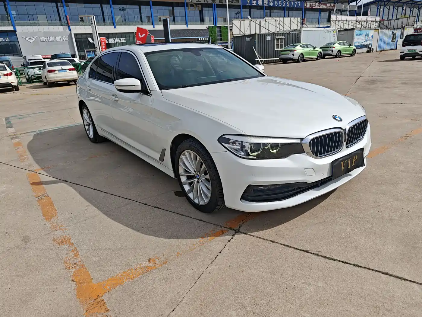 BMW 5 Series 2019 525Li Luxury Package фото 9
