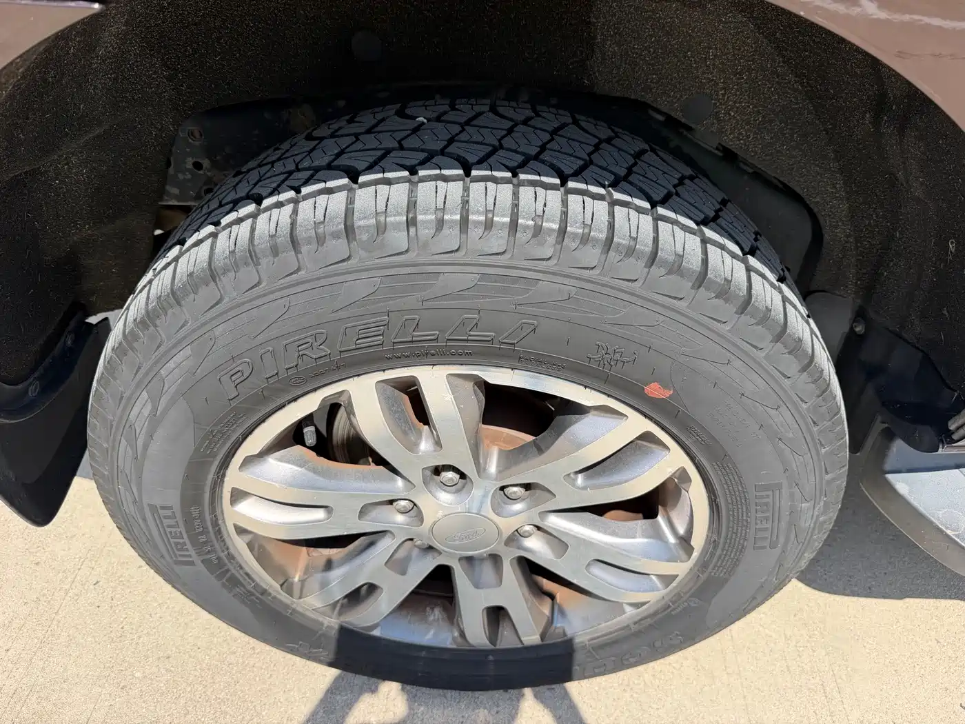 Фото 4 - Ford Everest