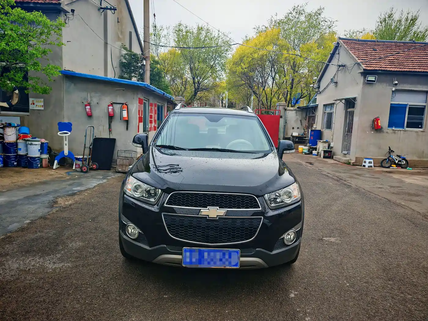 Chevrolet Captiva 2012 Model 2.4L 2WD Urban Edition 5-Seater фото 2