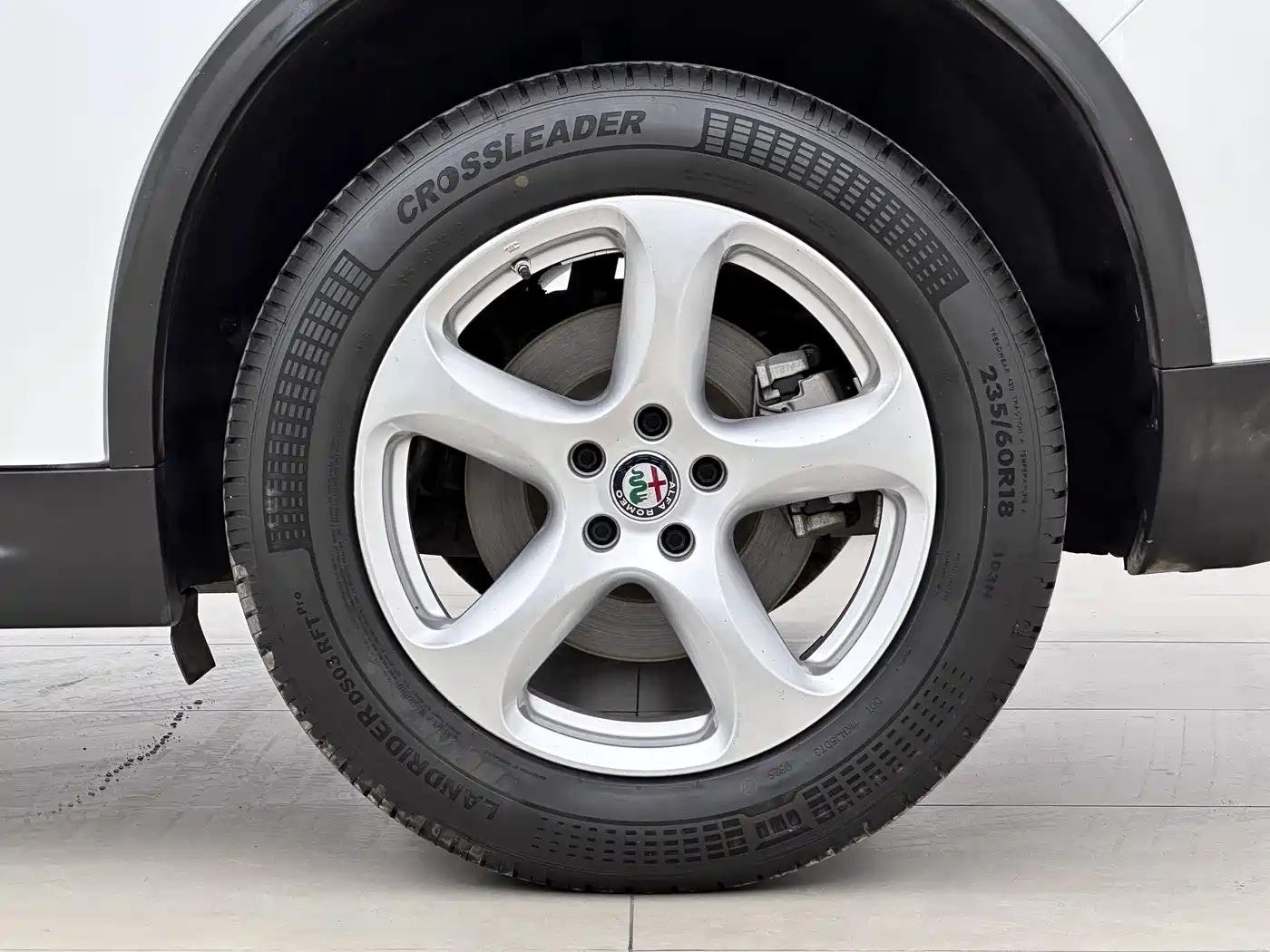 Alfa Romeo Stelvio 2019 2017 2.0T 200HP Elite