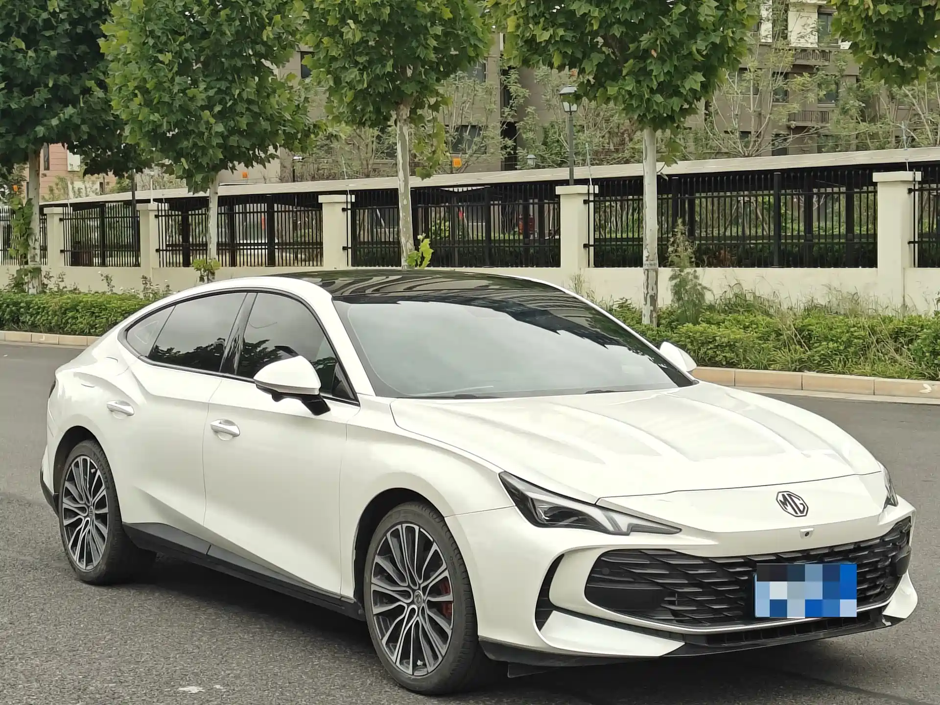 Фото 3 - MG MG7