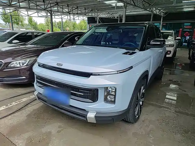 Geely ICON 2023