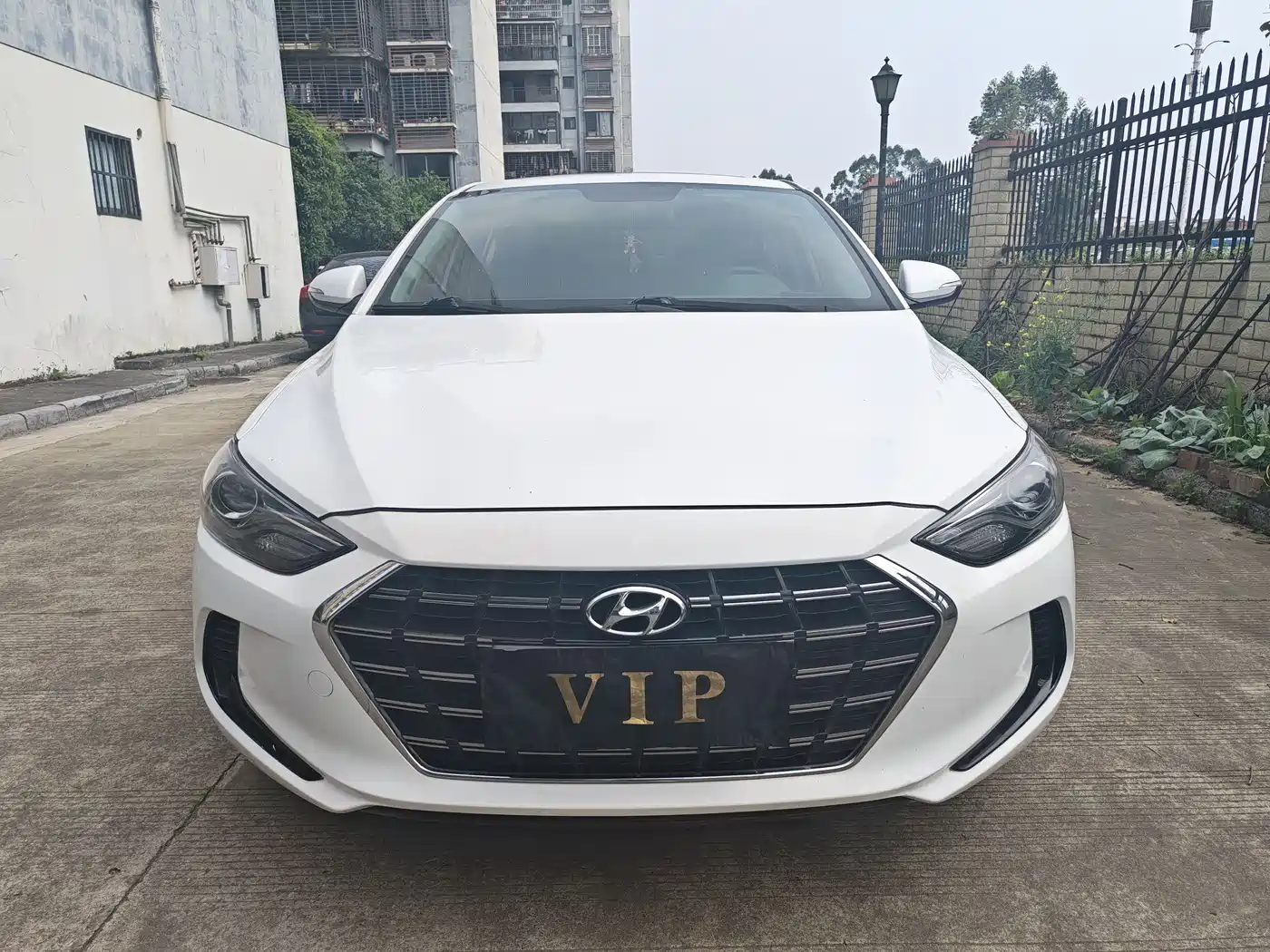 Hyundai Elantra 2020 1.5L CVT Smart Style·Elite фото 2