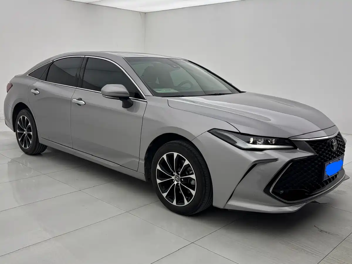 Toyota Avalon 2022 2.5L Luxury Edition фото 2