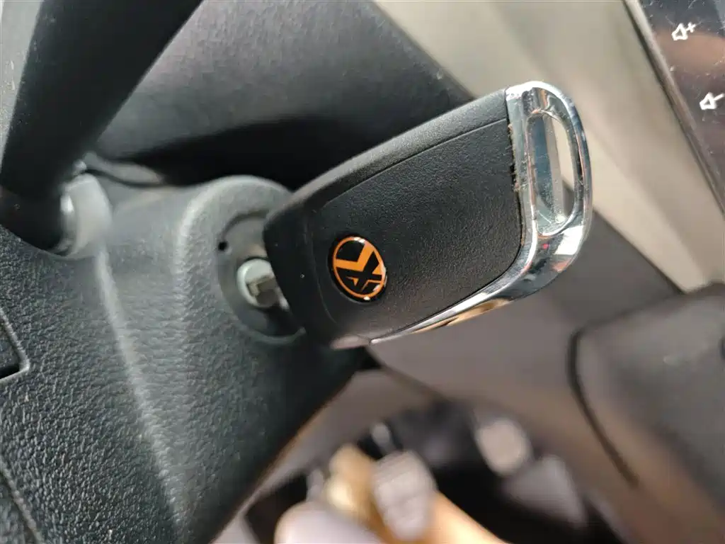 Peugeot 301 2018 1.6L Manual Comfort Edition фото 9