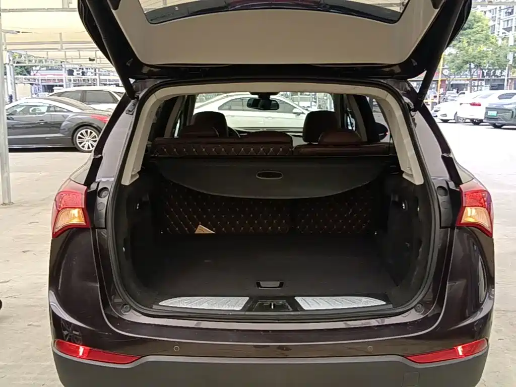 Фото 19 - Buick Envision Plus
