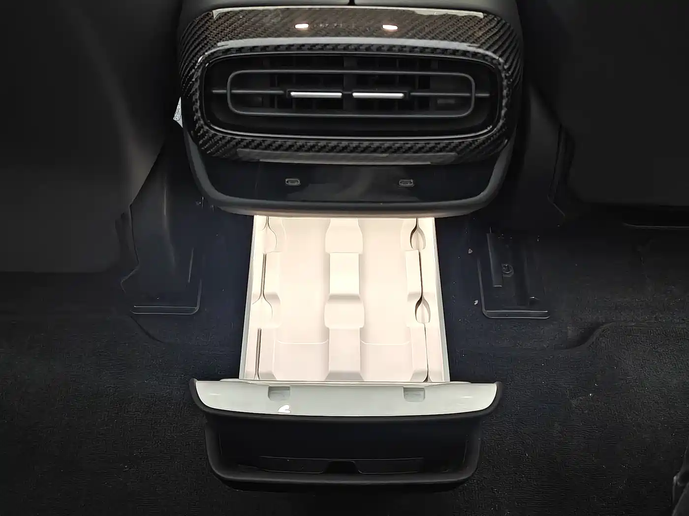 XIAOMI CAR XIAOMI SU7 ULTRA