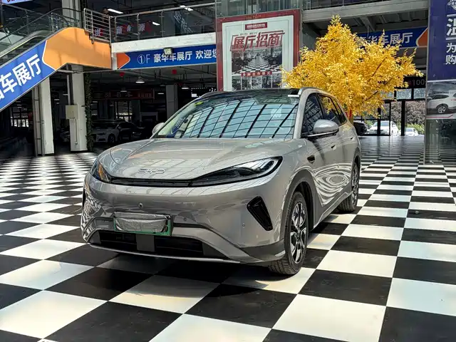  BYD Seal 05 DM-i