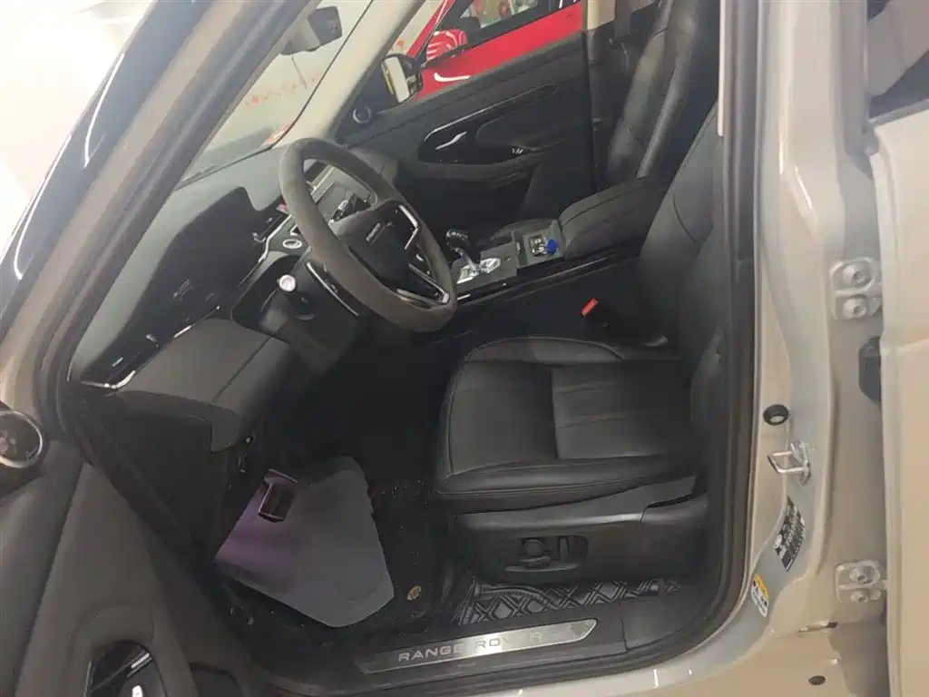 Land Rover Range Rover Evoque 2021 Range Rover Evoque L 249PS R-Dynamic SE Luxury Edition фото 15