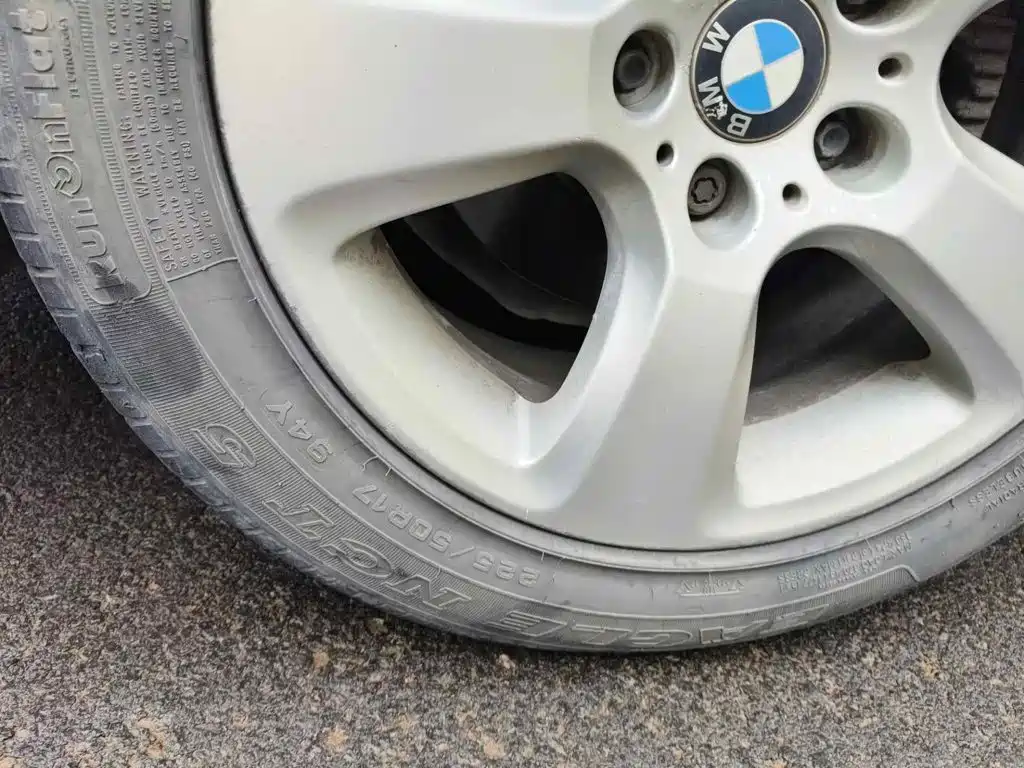 Photo 6 - BMW 5 Series