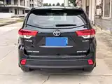 Фото 16 - Toyota Highlander