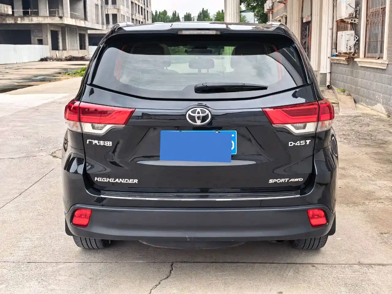 Фото 16 - Toyota Highlander