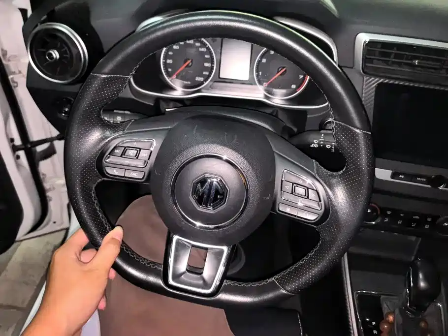 MG ZS 2017 2017 1.5L Auto Premium Internet Edition