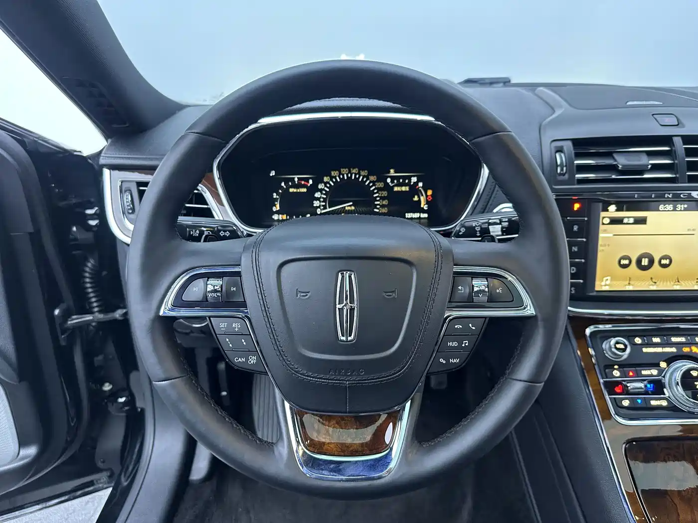 Lincoln Continental 2018 2017 3.0T AWD Prestige Edition