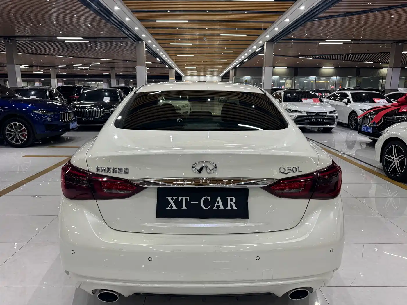 Infiniti Q50L 2019 2018 2.0T Premium Edition (China VI)