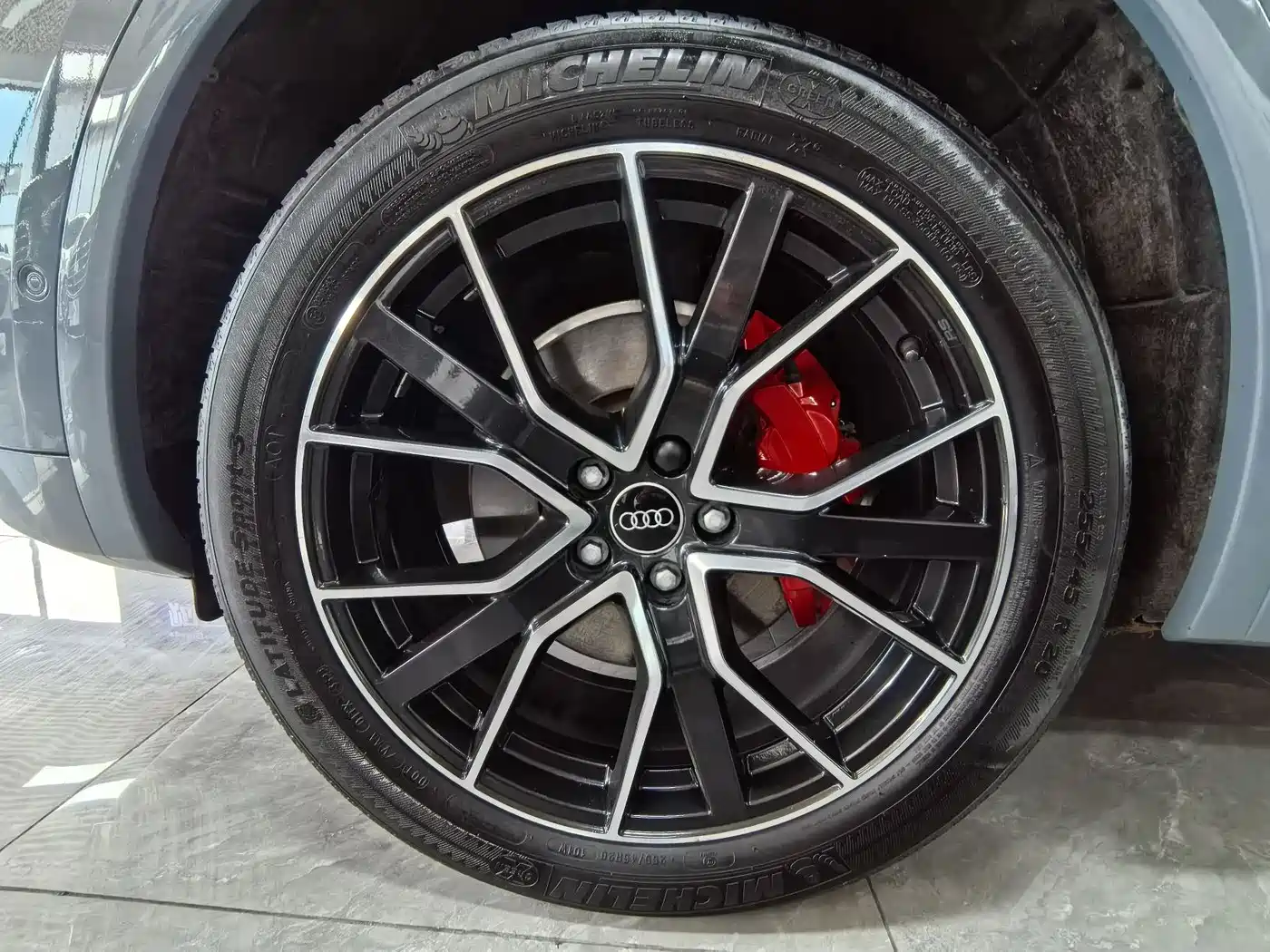 Audi Q5L 2022 40T RS Kit Racing Speed Edition фото 13
