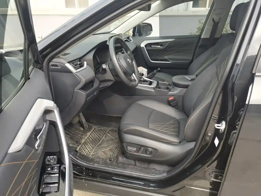 Toyota RAV4 Rongfang 2025 2024 2.0L CVT FWD Style Plus Edition
