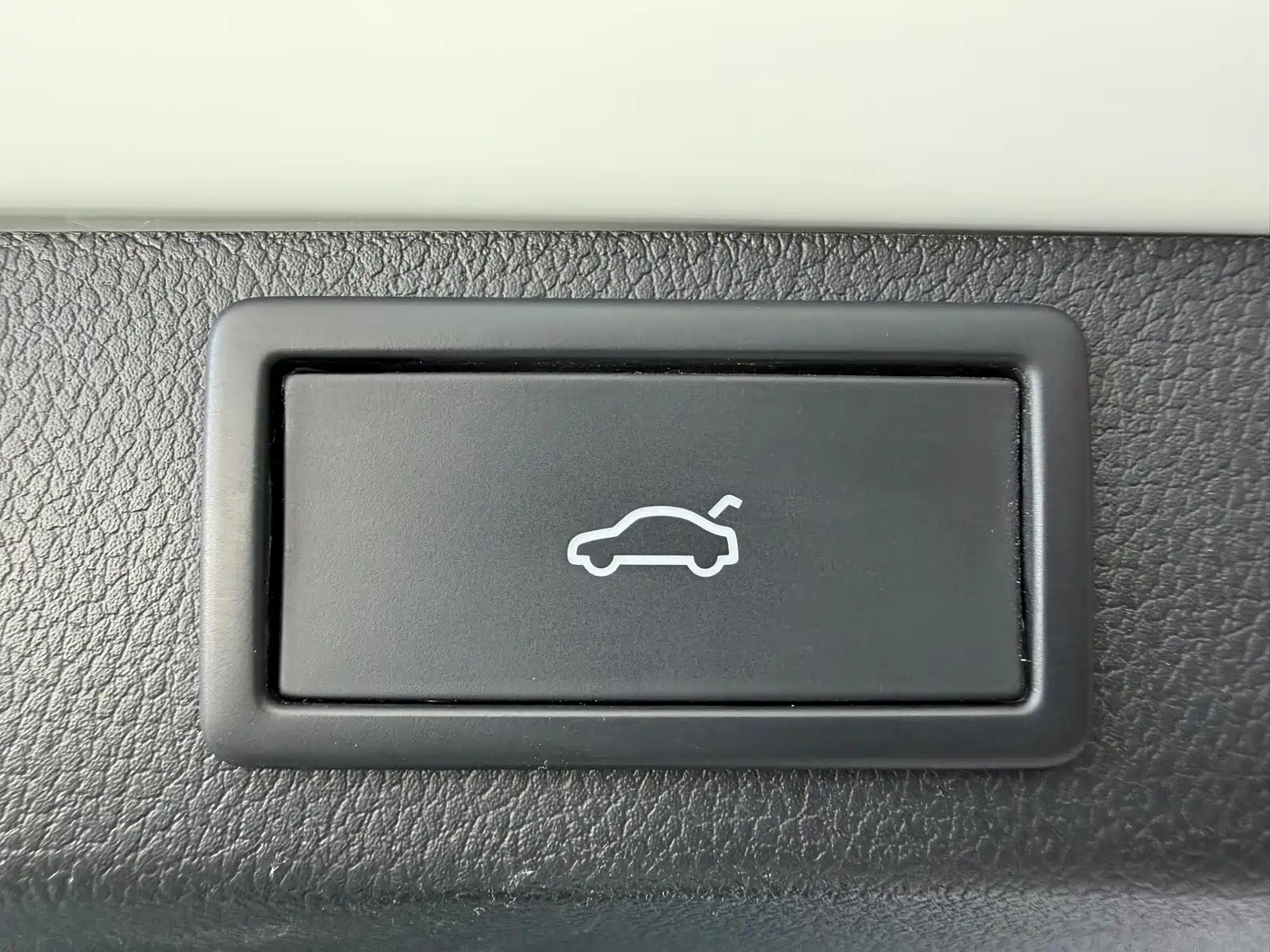 Фото 23 - Škoda Karoq
