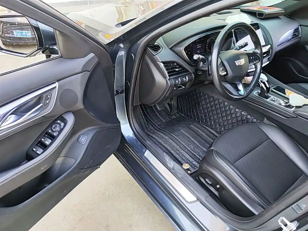 Cadillac CT5 2020 28T Technology Edition фото 16