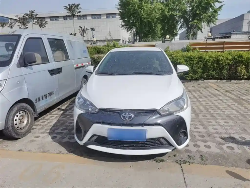 Toyota YARiS L Zhi Xuan 2019 1.5E CVT MeiDong Edition China VI фото 3