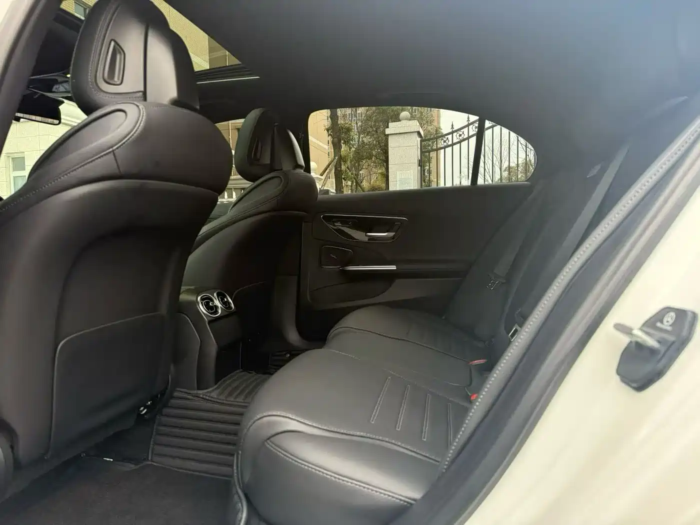 Mercedes-Benz C-Class 2022 Facelift C 200 L Sport фото 7