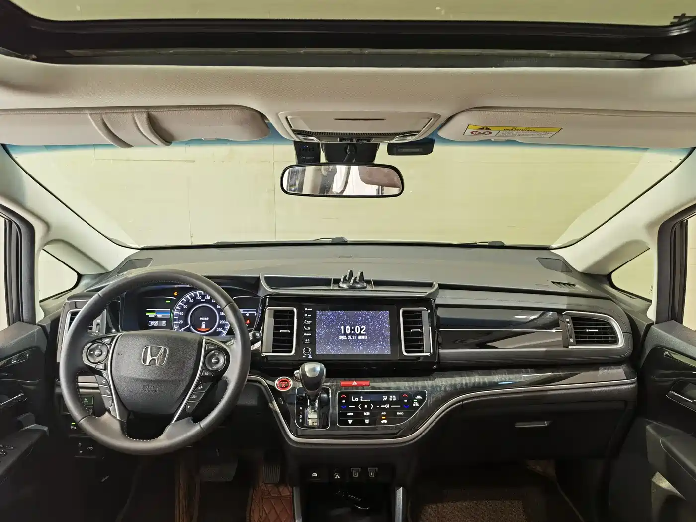 Honda Elysion 2019 2.0L Hybrid Supreme Edition фото 12