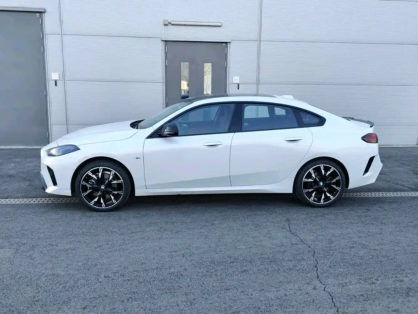 BMW 2 Series 2025 225L M Sport Moonlight Package фото 10