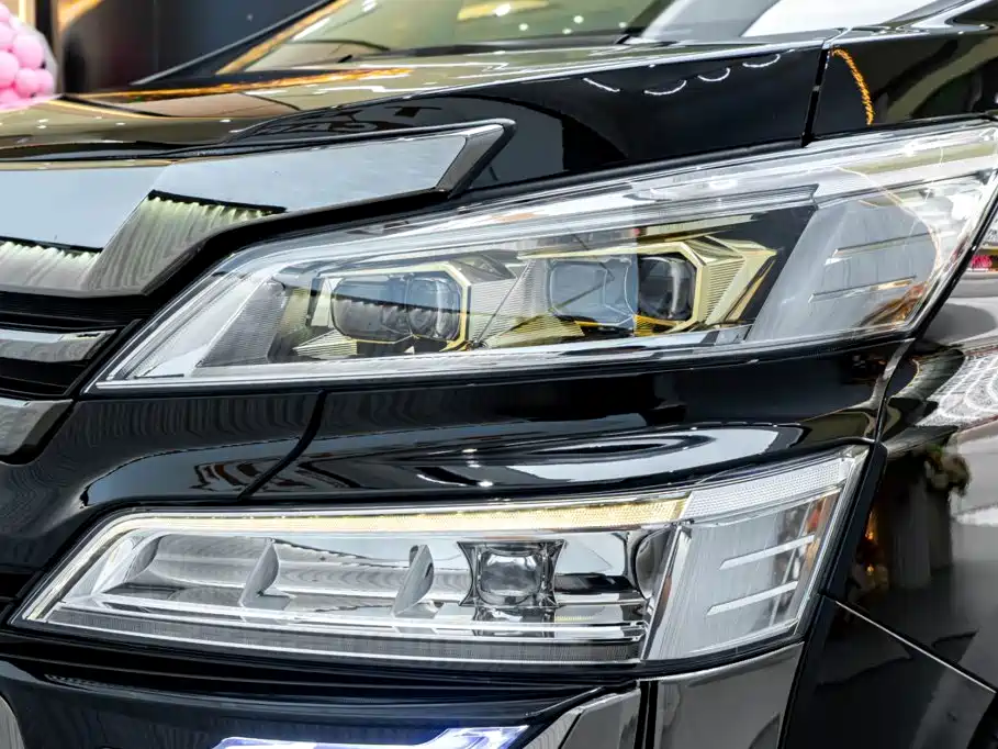 Toyota Vellfire 2023 2023 Crown Hybrid 2.5L HV Luxury
