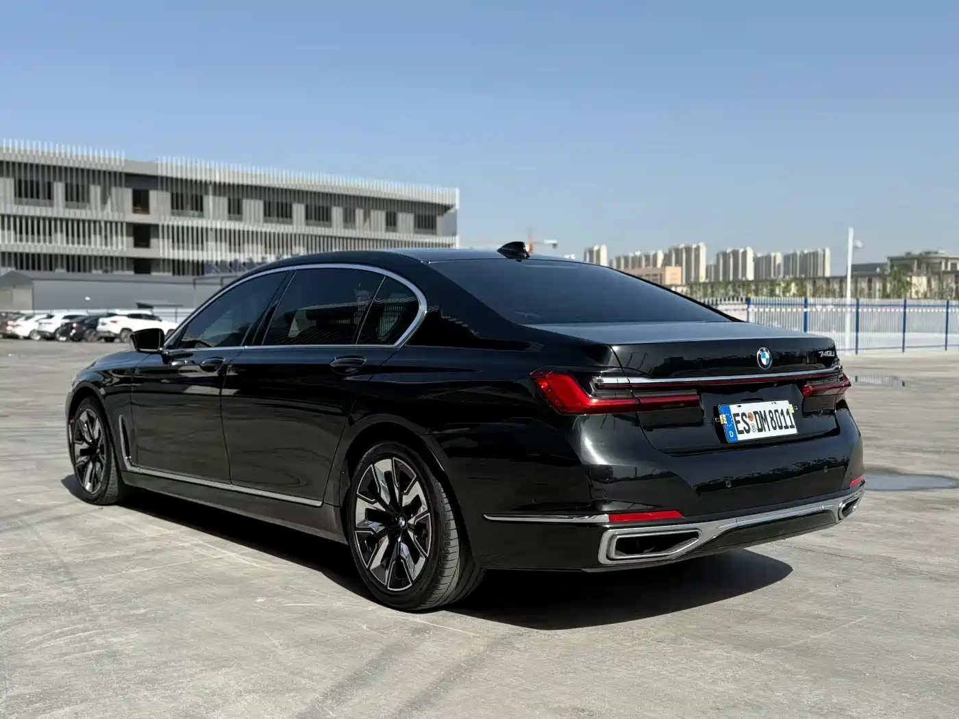 BMW 7 Series 2021 Model 730Li Luxury Package фото 9