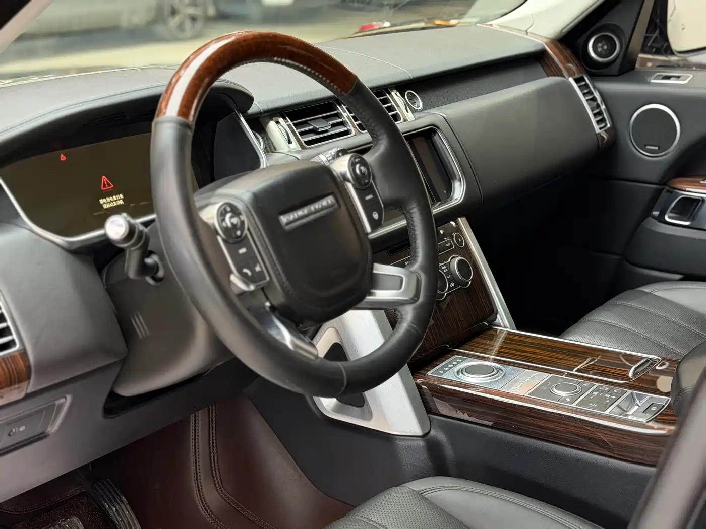 Land Rover Range Rover 2016 3.0 SC V6 Vogue LWB фото 8