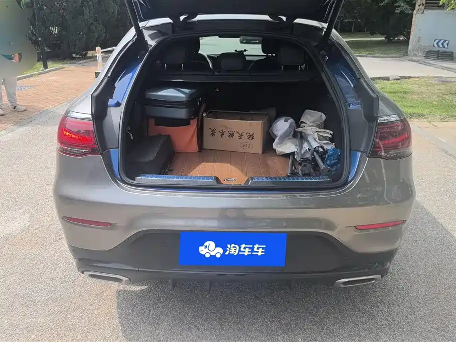 Mercedes-Benz GLC Coupe 2022 GLC 260 4MATIC Coupe SUV фото 4