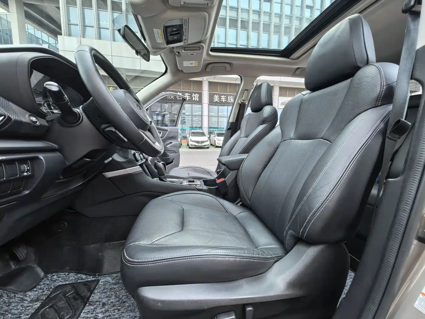 Subaru Forester 2019 2.0i Luxury Edition EyeSight фото 26