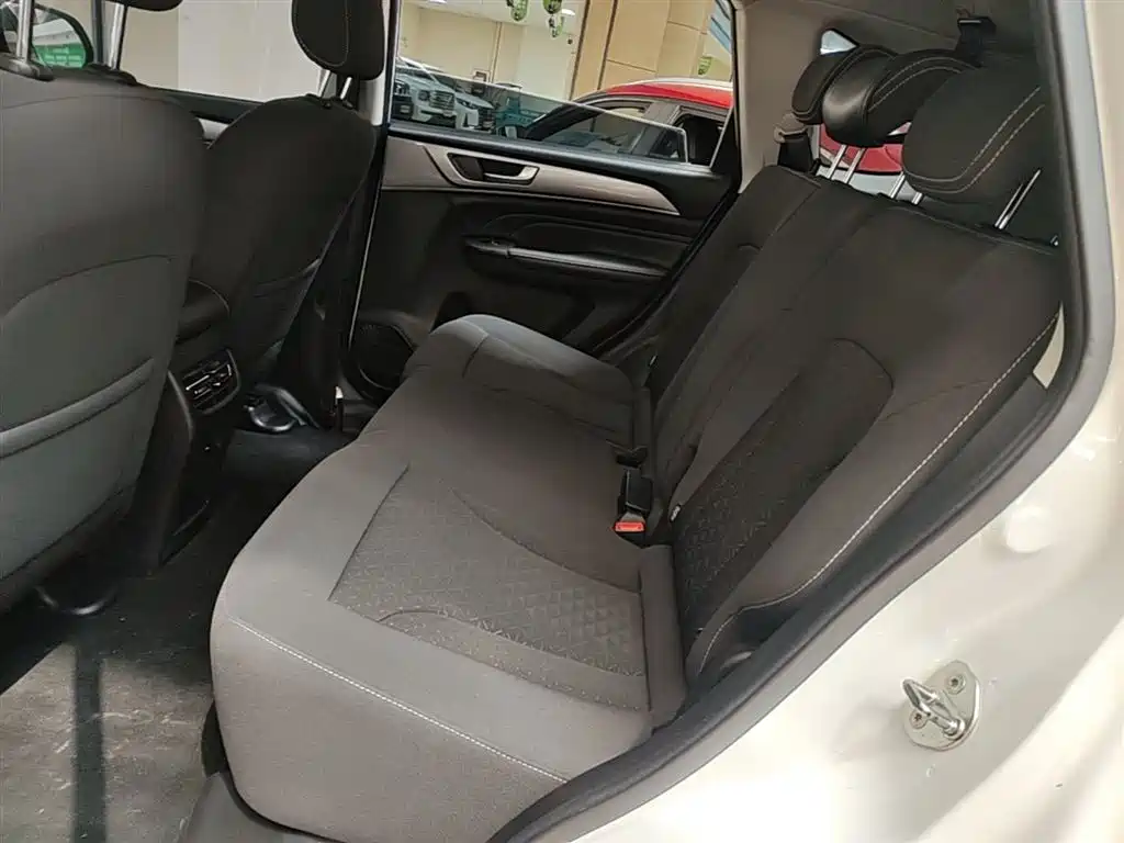 Haval M6 2021 PLUS 1.5T DCT Elite Smart Connect фото 17