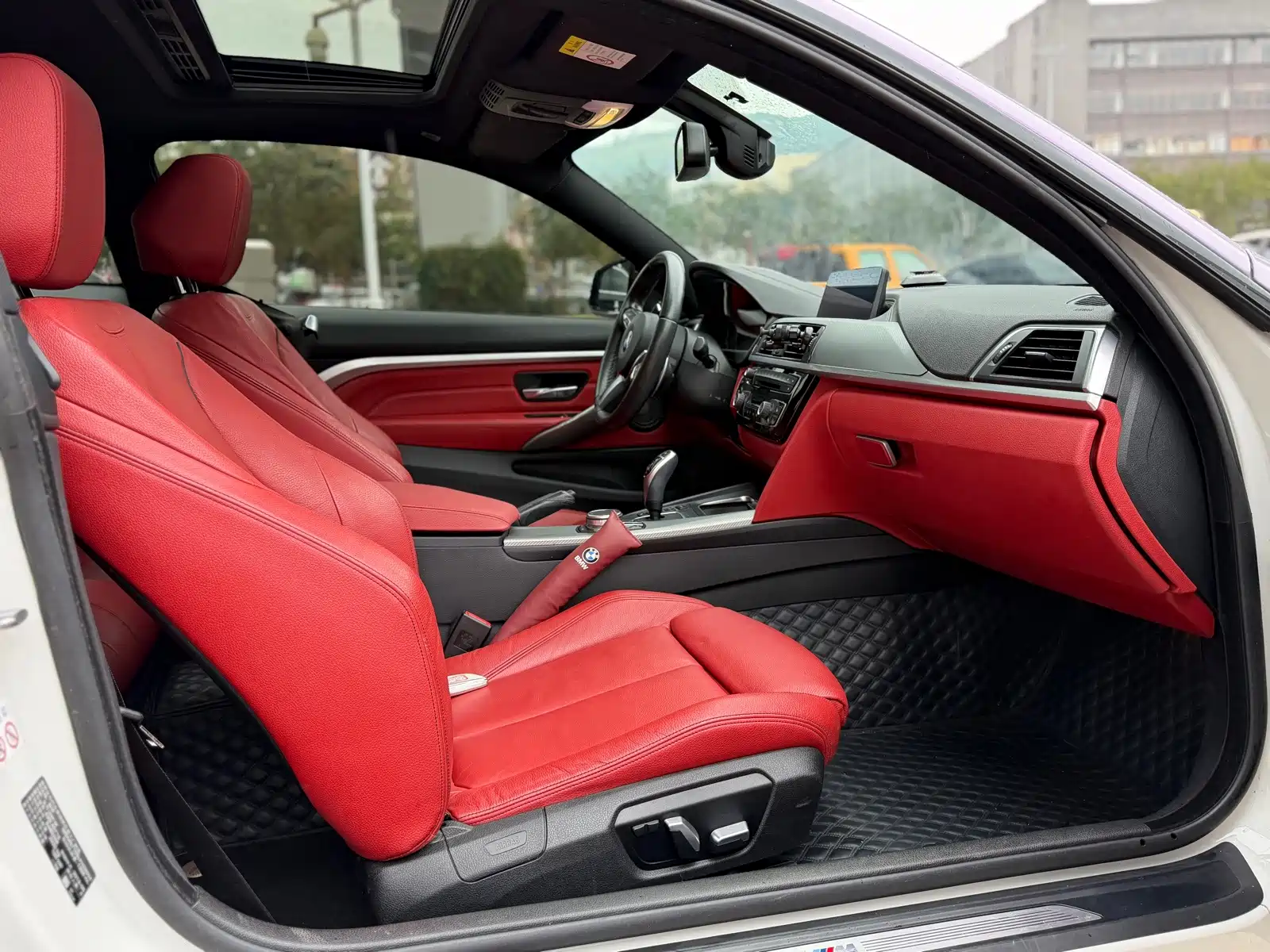 صورة 8 - BMW 4 Series
