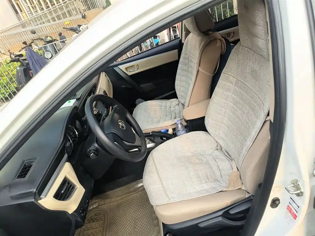 Toyota Levin 2016 1.6G CVT Elite Edition фото 8