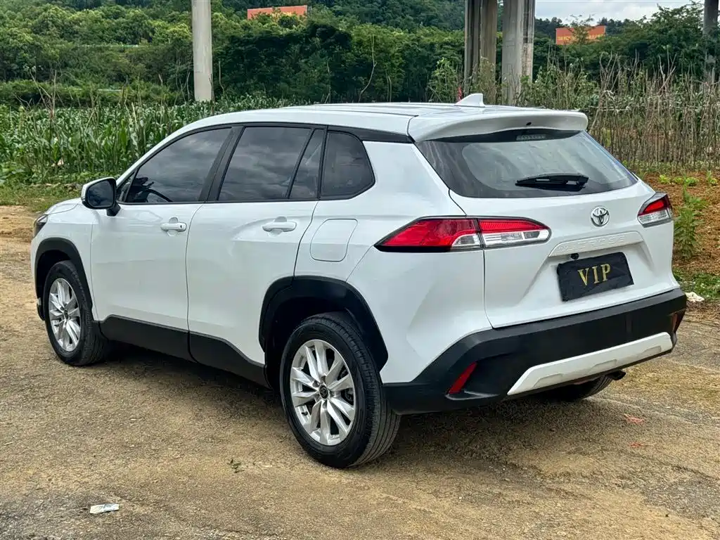 Toyota Corolla Cross 2023 2.0L Elite Edition фото 6