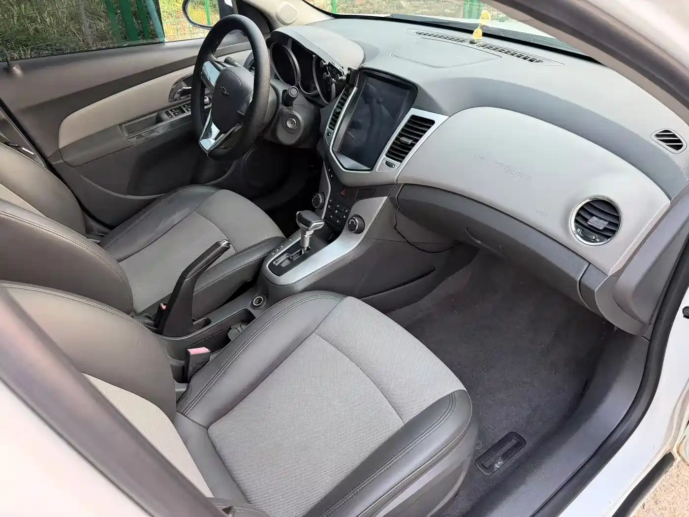 Chevrolet Cruze 2013 1.6L SL Universe AT фото 16