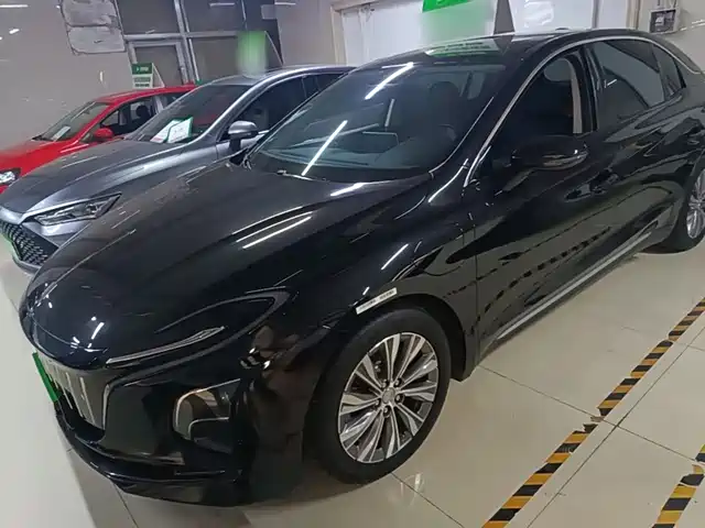  Hongqi Hongqi E-QM5 2023 620km PLUS