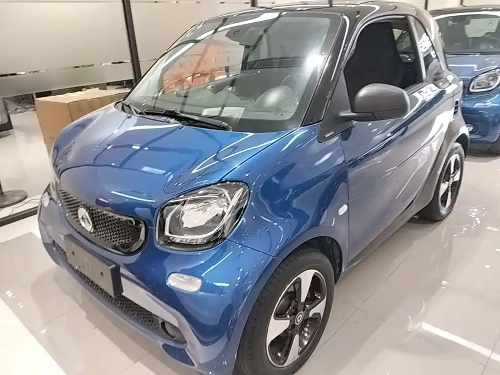 smart fortwo 2018 2018 1.0L 52kW Hardtop Passion Edition China V